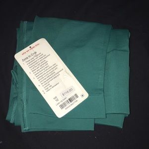 lululemon athletica Pants - Zone In Crops lululemon athletica Pants - Zone In Crops
